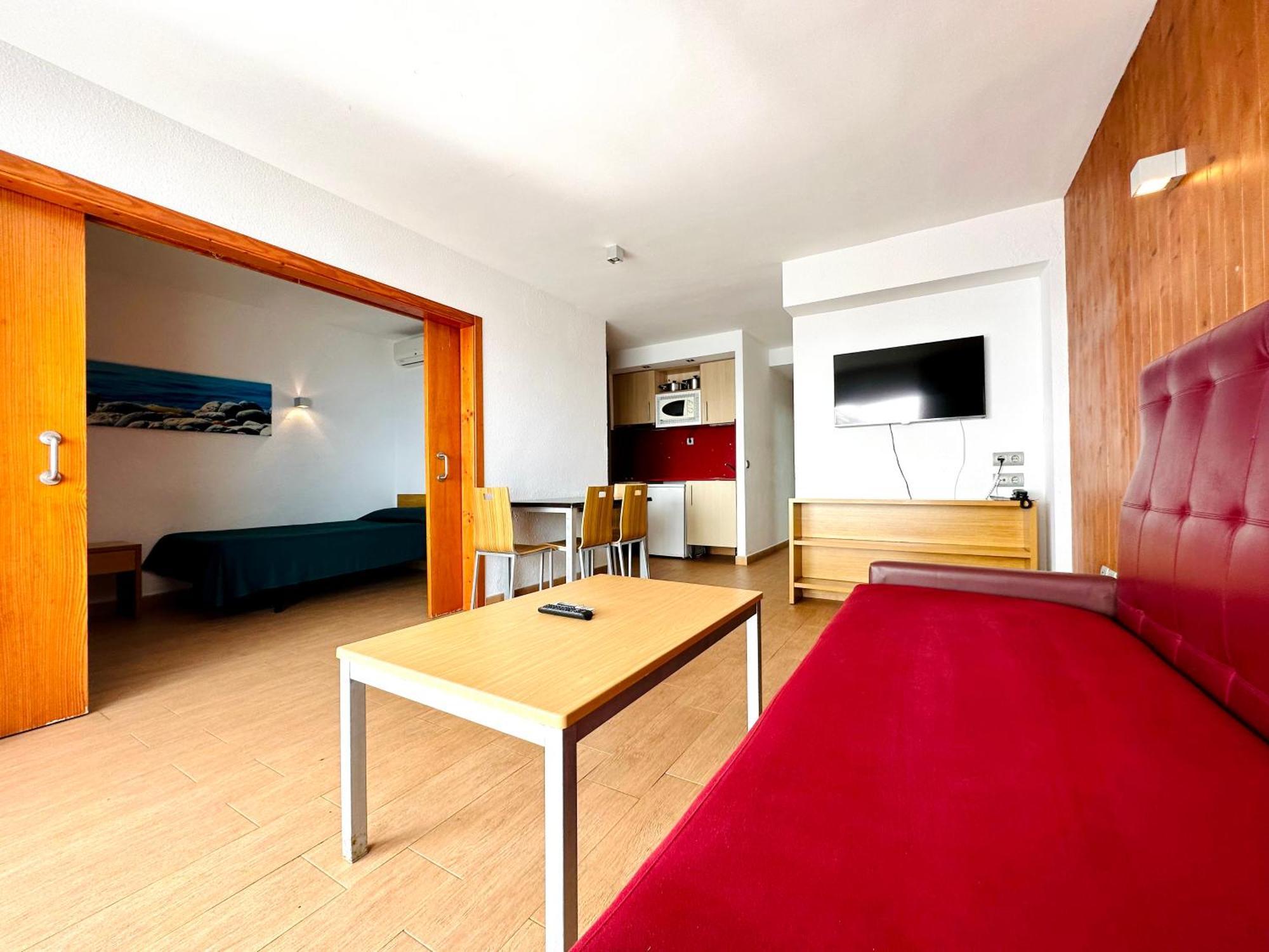 פלאייה דן בוסה Apartamentos Jet - Adults Only מראה חיצוני תמונה