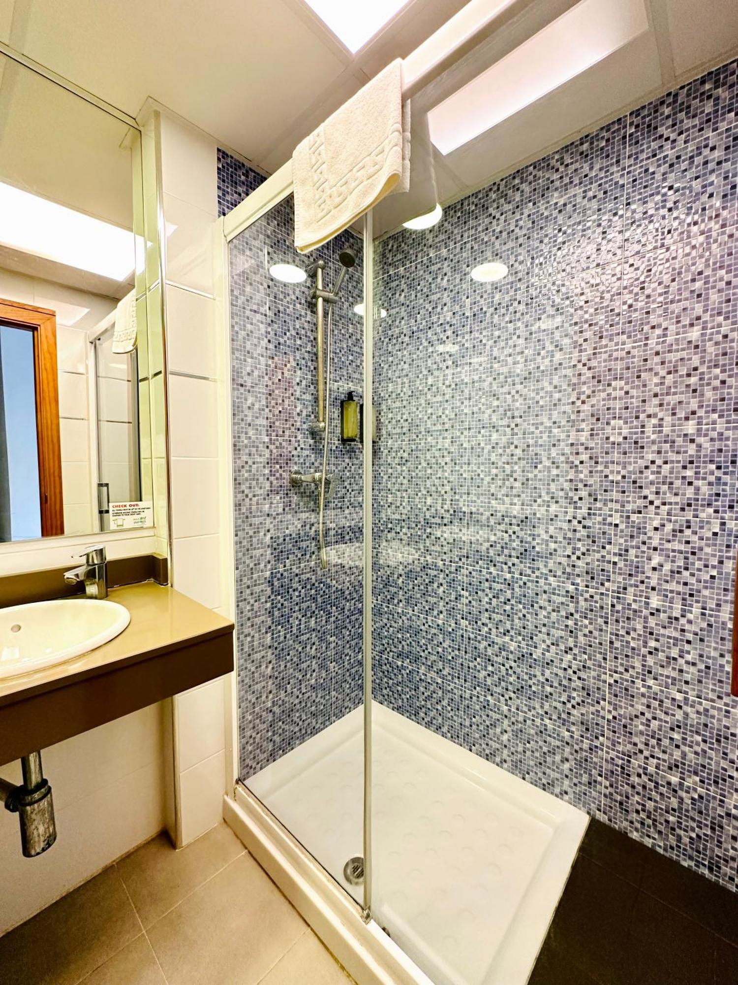 פלאייה דן בוסה Apartamentos Jet - Adults Only מראה חיצוני תמונה